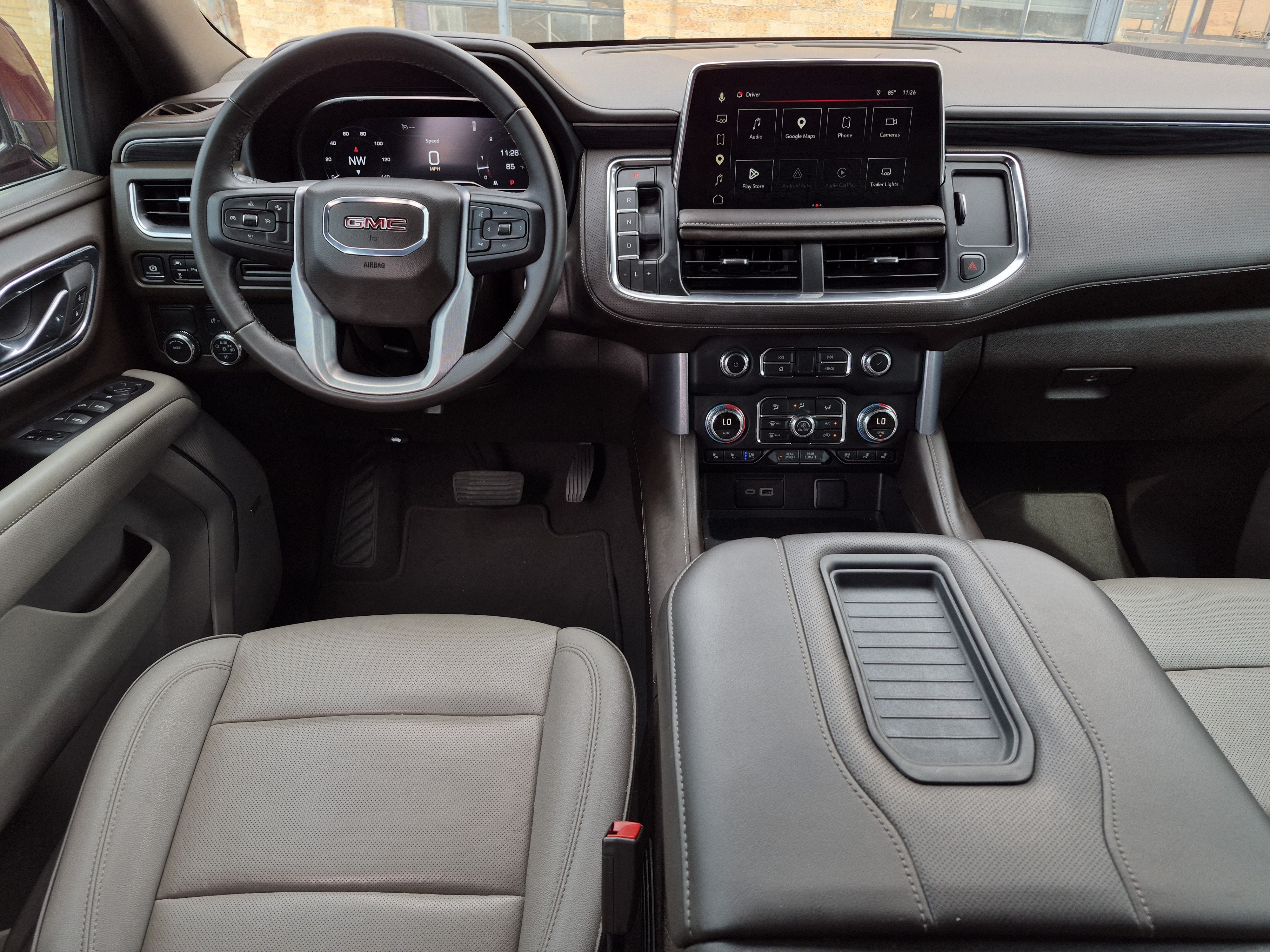Used 2024 GMC Yukon SLT RWD image 17