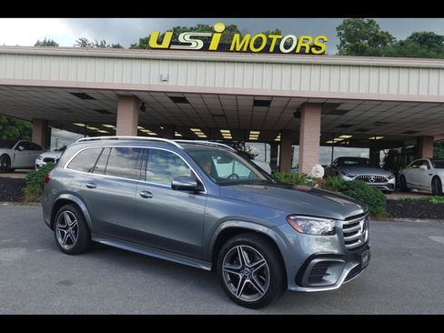 Used 2025 Mercedes-Benz GLS 450 4MATIC image 1