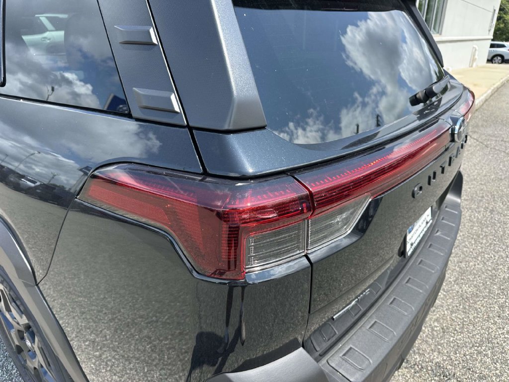 New 2026 Subaru Outback Limited AWD/4WD image 8