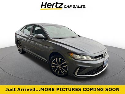 Used 2025 Volkswagen Jetta SE