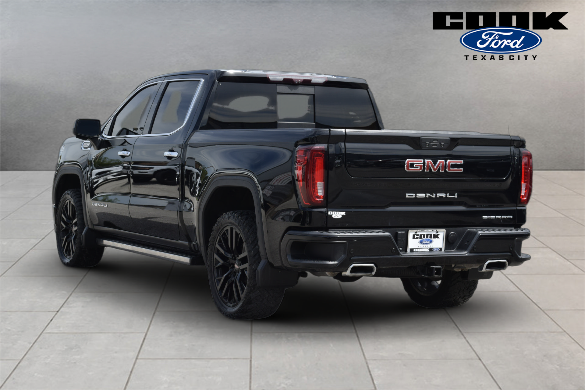 Used 2021 GMC Sierra 1500 Denali w/ Denali Ultimate Package AWD/4WD image 4