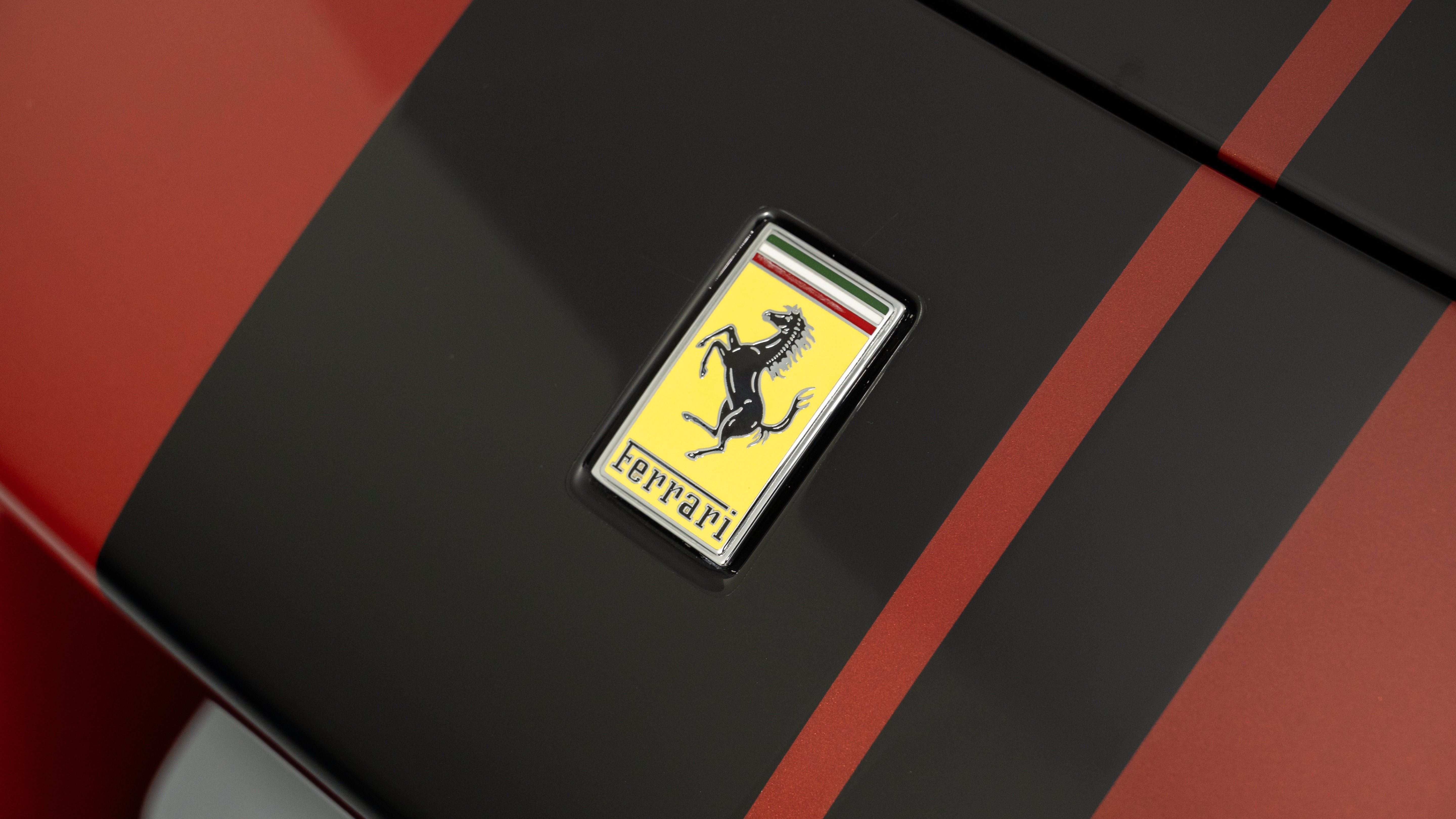 Used 2024 Ferrari 296 GTS RWD image 13