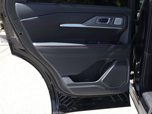 Used 2025 Ford Explorer ST w/ Sun And Sound Package AWD/4WD image 47