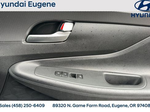 Used 2019 Hyundai Santa Fe SE image 22