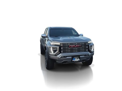 Certified 2025 GMC Canyon Denali AWD/4WD image 3