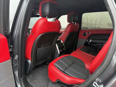 Used 2020 Land Rover Range Rover Sport HST image 9