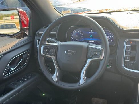 Used 2024 Chevrolet Tahoe Z71 w/ Z71 Off-Road Package AWD/4WD image 15