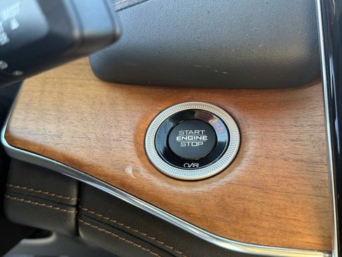 Used 2023 Jeep Grand Cherokee L Summit image 22