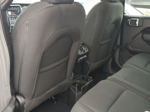 Certified 2023 Jeep Wrangler Unlimited Sport image 18