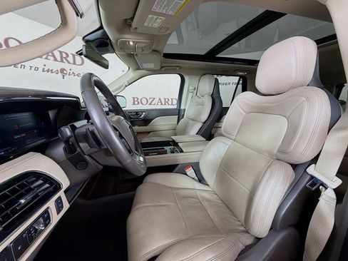 Certified 2023 Lincoln Navigator L Reserve RWD image 25