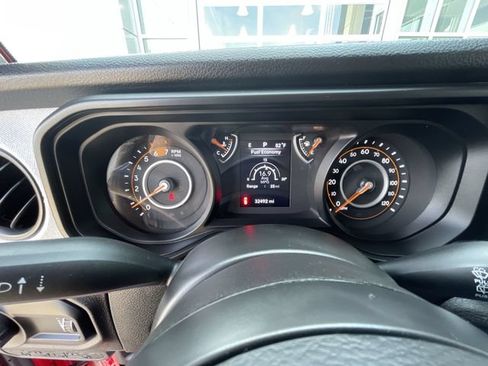 Used 2025 Jeep Wrangler Unlimited Sport AWD/4WD image 20