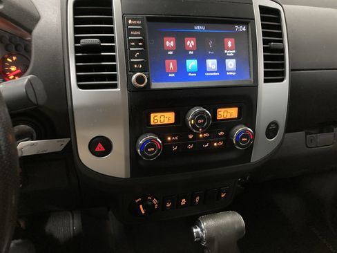 Used 2019 Nissan Frontier SV w/ Value Truck Package image 12