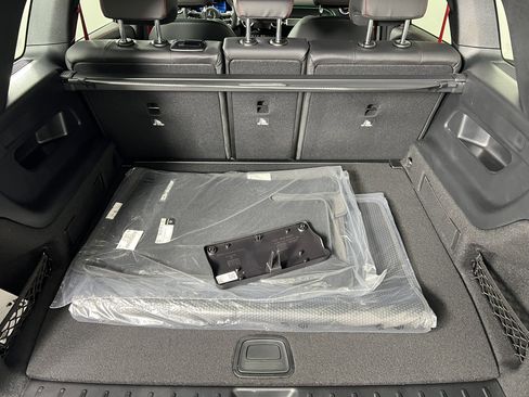 New 2026 Mercedes-Benz GLB 35 AMG 4MATIC image 23