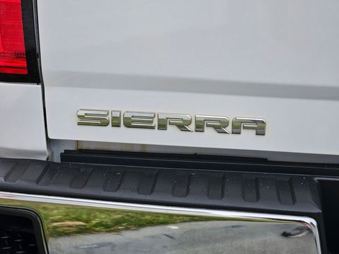 Used 2017 GMC Sierra 1500 2WD Double Cab w/ Sierra Convenience Package image 28
