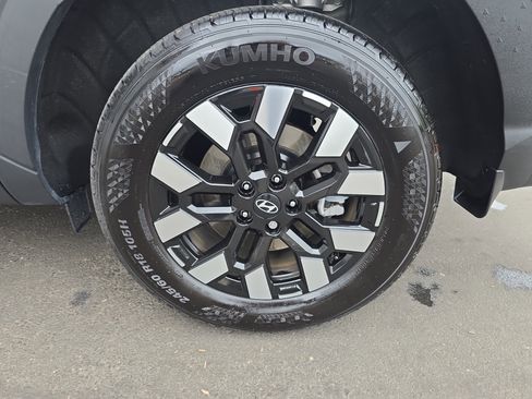 Certified 2026 Hyundai Santa Cruz SEL FWD image 32