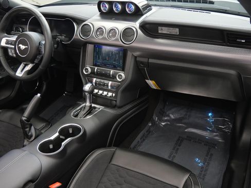 Used 2021 Ford Mustang GT Premium w/ GT Performance Package RWD image 15