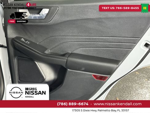 Used 2025 Ford Escape ST-Line image 36