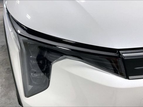 Used 2026 Kia K4 FWD image 28