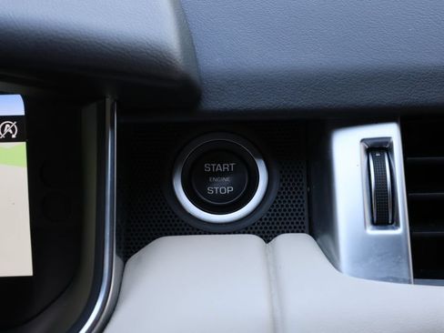 Used 2019 Land Rover Range Rover Sport HST AWD/4WD image 27