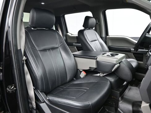 Used 2019 Ford F150 XLT image 28