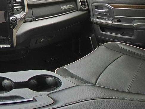 Used 2024 RAM 2500 Laramie image 29