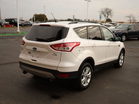 Used 2016 Ford Escape SE w/ SE Leather Comfort Package image 5