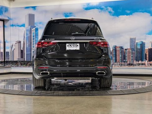 Used 2026 Mercedes-Benz GLS 450 4MATIC image 11