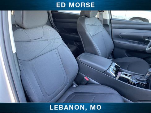 Used 2025 Hyundai Tucson SE image 25