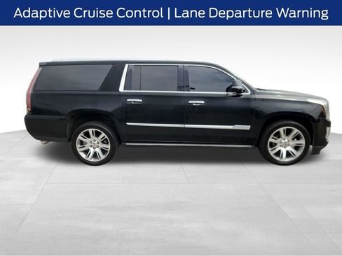 Used 2015 Cadillac Escalade ESV Premium image 7
