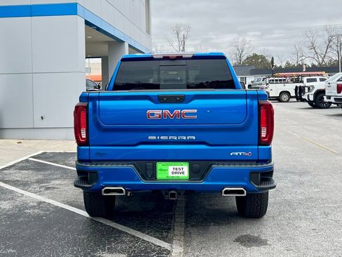 Used 2023 GMC Sierra 1500 AT4 w/ AT4 Premium Package image 5