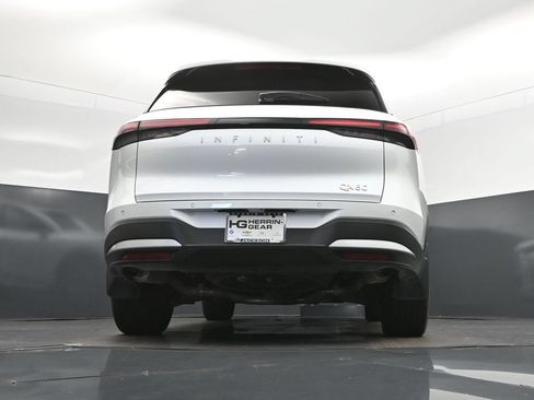 Certified 2026 INFINITI QX60 Luxe w/ Cargo Package FWD image 42