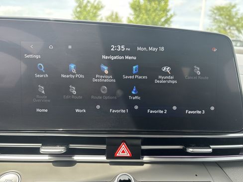 Certified 2025 Hyundai Elantra SEL FWD image 20
