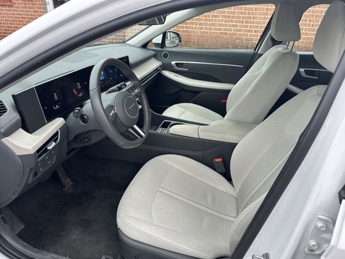 Used 2025 Hyundai Sonata SEL image 12