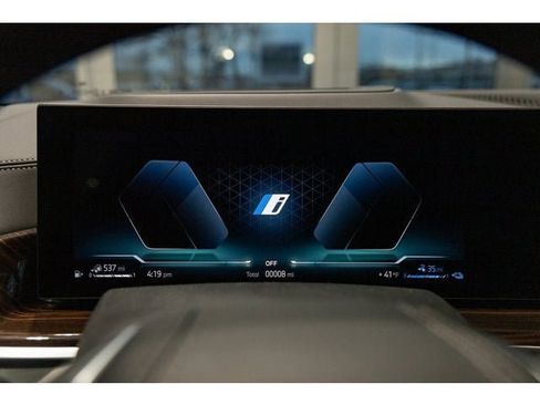 New 2026 BMW X5 xDrive50e w/ Climate Comfort Package image 69