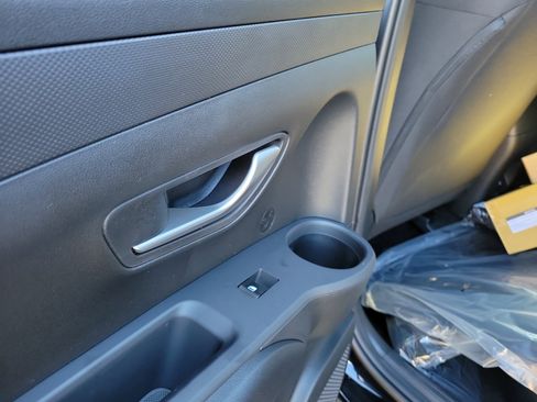 New 2026 Hyundai Santa Cruz SE image 13