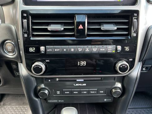 Used 2023 Lexus GX 460 Premium image 17