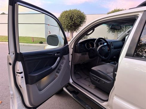 Used 2008 Toyota 4Runner Sport RWD image 13
