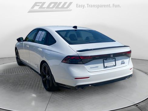 Used 2025 Honda Accord Sport image 6