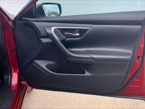 Used 2018 Nissan Altima 2.5 S w/ S Convenience Package image 28