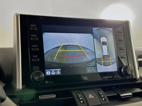 Used 2019 Toyota RAV4 Limited image 23