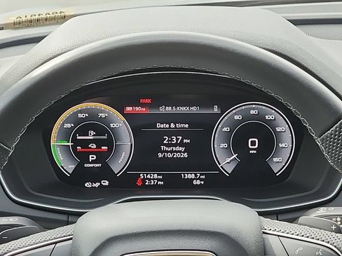 Used 2023 Audi Q5 e Premium Plus AWD/4WD image 27