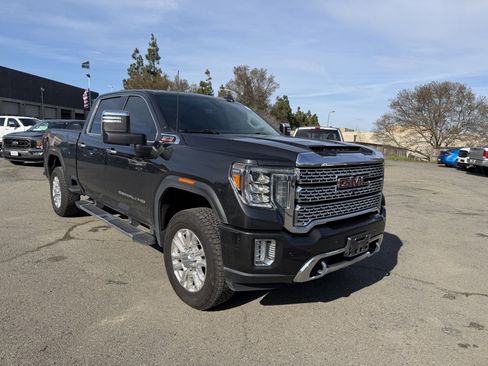 Used 2020 GMC Sierra 2500 Denali w/ Denali Ultimate Package image 7