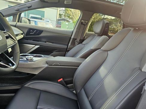 New 2026 Cadillac Optiq Luxury 1 RWD image 25