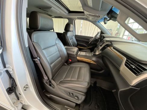 Used 2017 GMC Yukon Denali w/ Open Road Package AWD/4WD image 26