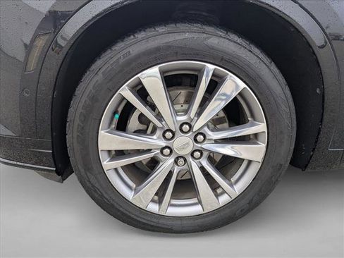 Used 2020 Cadillac XT6 Premium Luxury w/ Platinum Package image 26