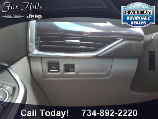 Used 2023 Cadillac XT4 Luxury FWD image 15