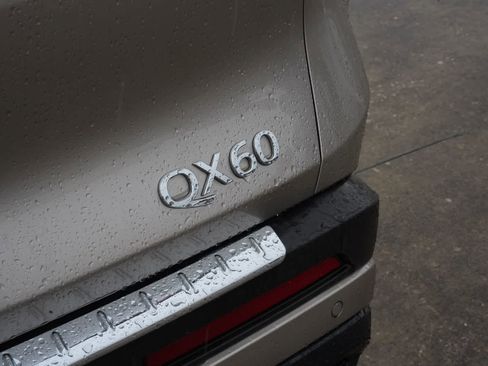 Used 2024 INFINITI QX60 Luxe w/ Vision Package image 21