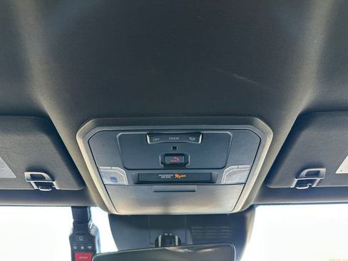 Used 2024 Toyota Tacoma SR5 AWD/4WD image 27