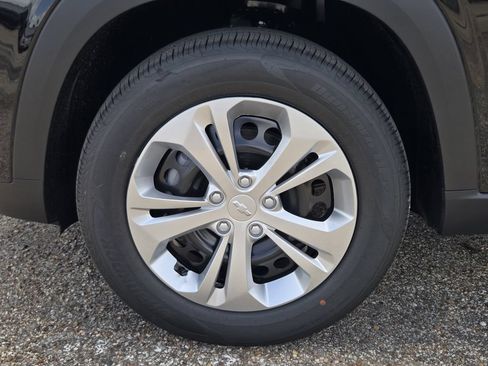 New 2026 Chevrolet Trax LS w/ Driver Confidence Package FWD image 14