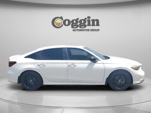 New 2026 Honda Civic FWD Hybrid Sedan image 6